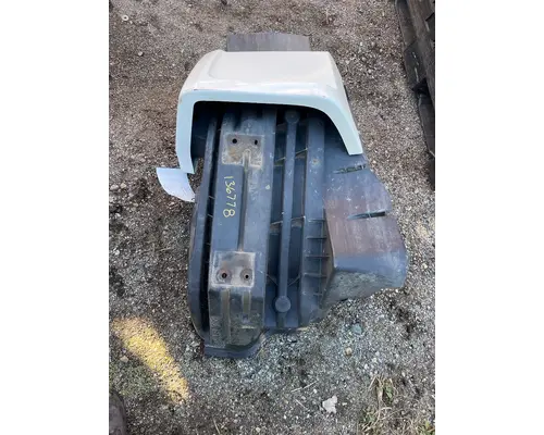 INTERNATIONAL LT625 Inner Fender