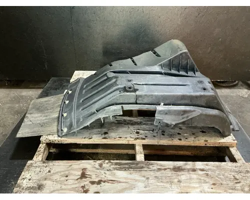 INTERNATIONAL LT625 Inner Fender