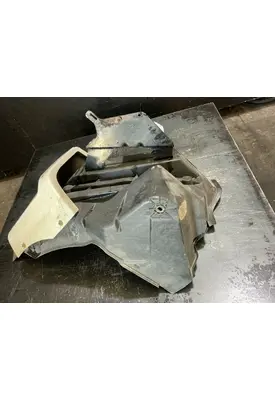 INTERNATIONAL LT625 Inner Fender