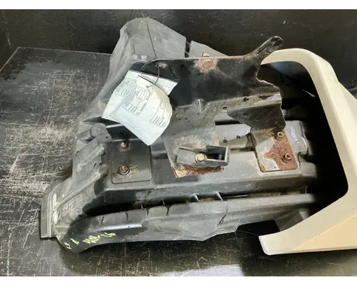 INTERNATIONAL LT625 Inner Fender