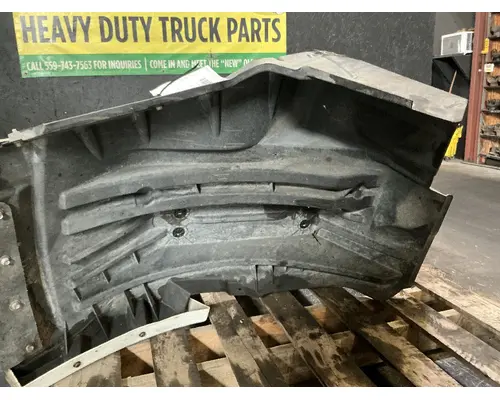 INTERNATIONAL LT625 Inner Fender