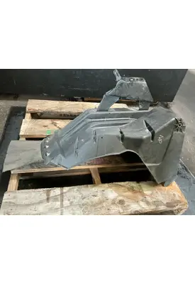 INTERNATIONAL LT625 Inner Fender