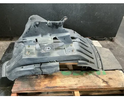 INTERNATIONAL LT625 Inner Fender