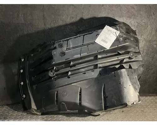 INTERNATIONAL LT625 Inner Fender