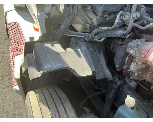 INTERNATIONAL LT625 Inner Fender