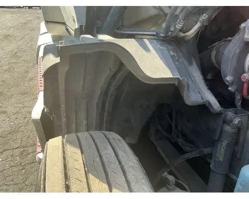 INTERNATIONAL LT625 Inner Fender