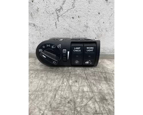 INTERNATIONAL LT625 Instrument Cluster