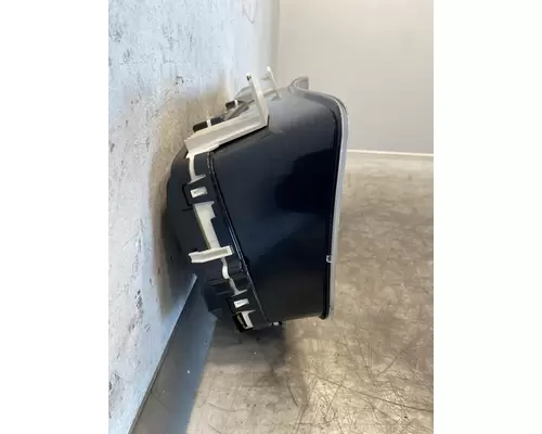 INTERNATIONAL LT625 Instrument Cluster