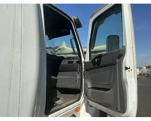 INTERNATIONAL LT625 Interior Sun Visor