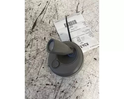 INTERNATIONAL LT625 LIGHTING