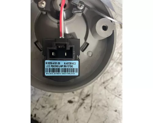 INTERNATIONAL LT625 LIGHTING
