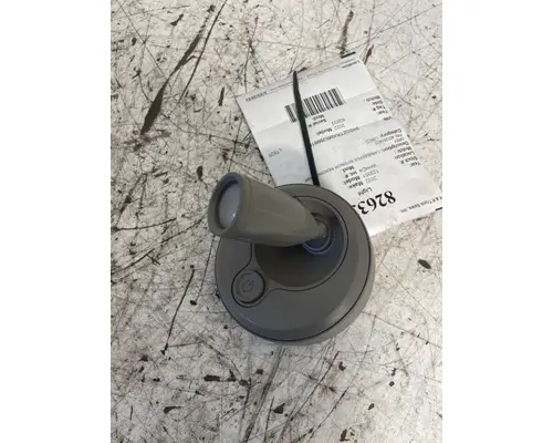 INTERNATIONAL LT625 Lighting