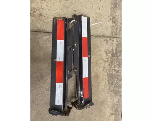 INTERNATIONAL LT625 Miscellaneous Parts