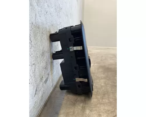 INTERNATIONAL LT625 Power Window Motor