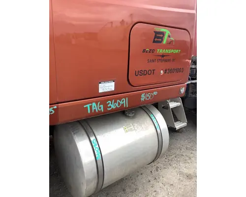 INTERNATIONAL LT625 ROCKER PANEL 