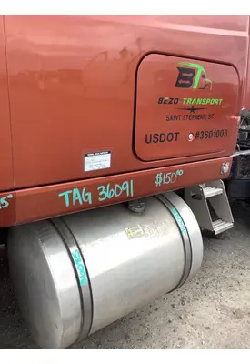 INTERNATIONAL LT625 ROCKER PANEL 