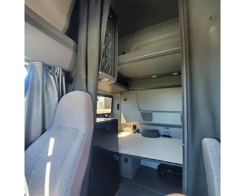 INTERNATIONAL LT625 Rebuilders