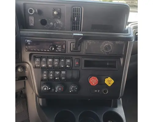 INTERNATIONAL LT625 Rebuilders