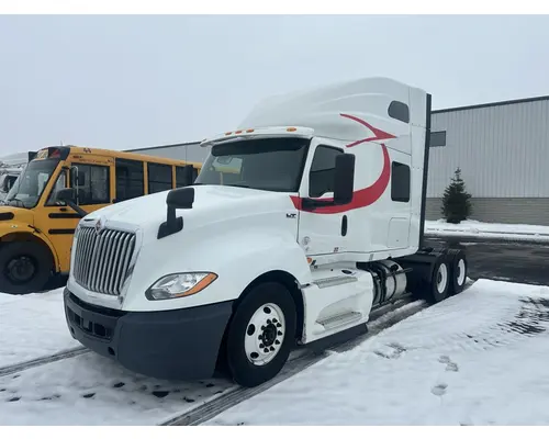 INTERNATIONAL LT625 Rebuilders