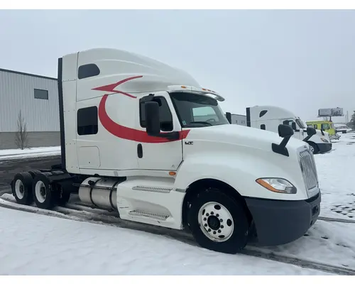 INTERNATIONAL LT625 Rebuilders