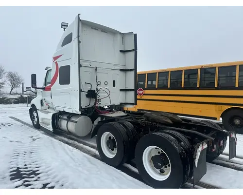 INTERNATIONAL LT625 Rebuilders