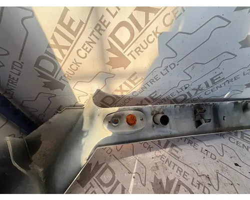 INTERNATIONAL LT625 Rocker Panel Moulding