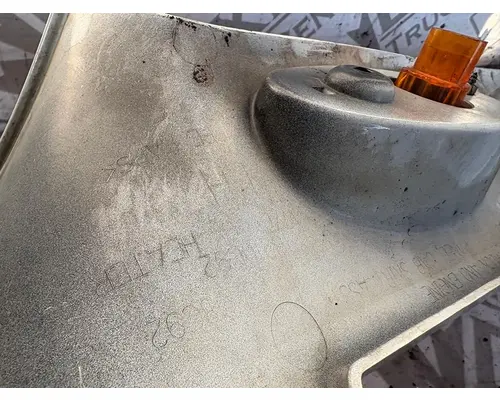 INTERNATIONAL LT625 Rocker Panel Moulding