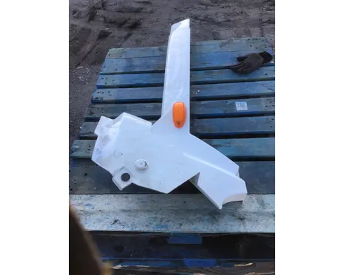 INTERNATIONAL LT625 Rocker Panel