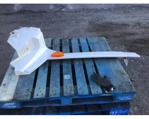 INTERNATIONAL LT625 Rocker Panel