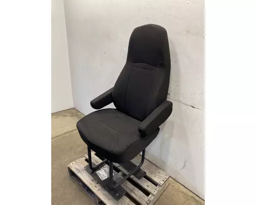 INTERNATIONAL LT625 Seat, Front