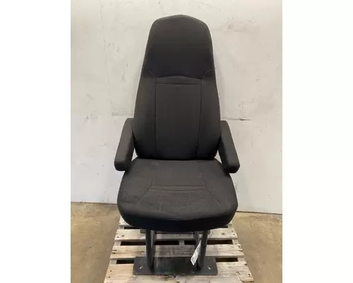 INTERNATIONAL LT625 Seat, Front