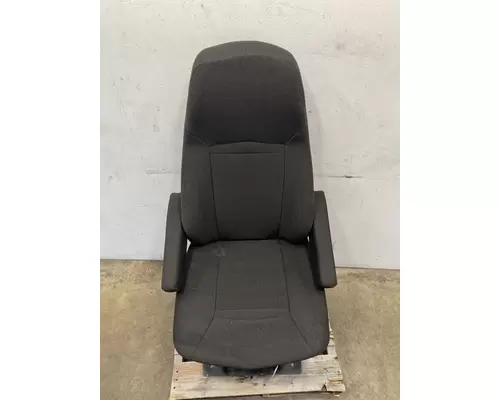 INTERNATIONAL LT625 Seat, Front