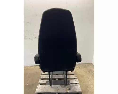 INTERNATIONAL LT625 Seat, Front