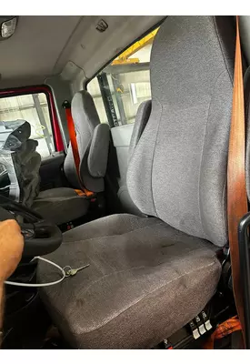 INTERNATIONAL LT625 Seat, Front
