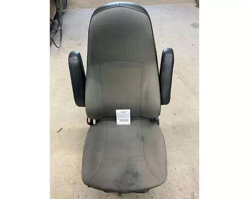 INTERNATIONAL LT625 Seat, Front