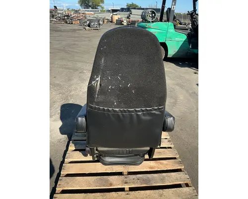 INTERNATIONAL LT625 Seat, Front