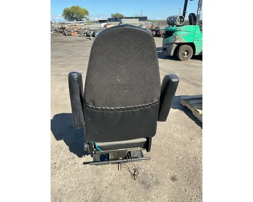 INTERNATIONAL LT625 Seat, Front