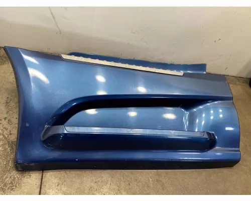 INTERNATIONAL LT625 Side Fairing