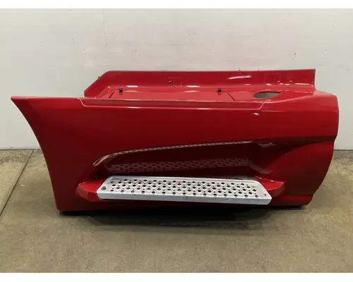 INTERNATIONAL LT625 Side Fairing