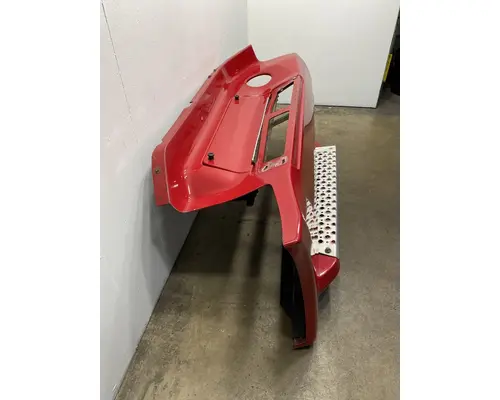 INTERNATIONAL LT625 Side Fairing