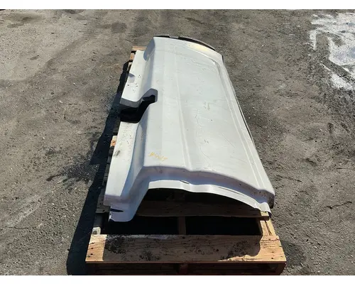 INTERNATIONAL LT625 Side Fairing