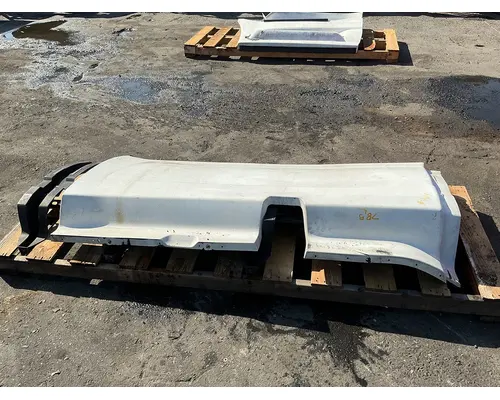 INTERNATIONAL LT625 Side Fairing