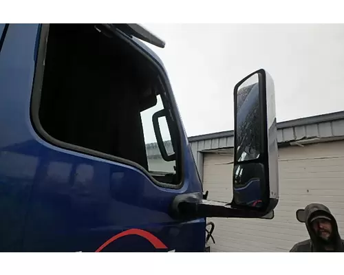 INTERNATIONAL LT625 Side View Mirror