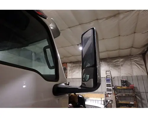 INTERNATIONAL LT625 Side View Mirror