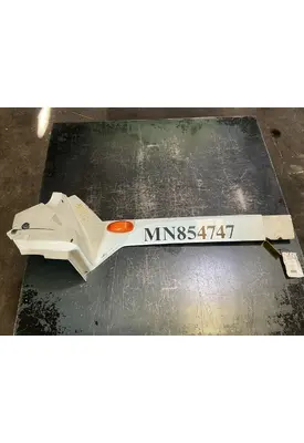 INTERNATIONAL LT625 Skirt