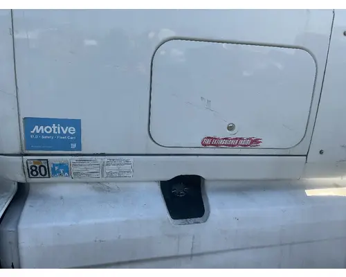 INTERNATIONAL LT625 Skirt