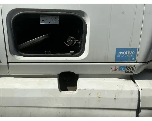 INTERNATIONAL LT625 Skirt