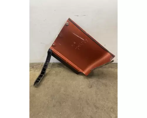 INTERNATIONAL LT625 Sleeper Fairing