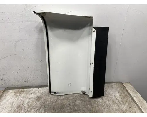 INTERNATIONAL LT625 Sleeper Fairing