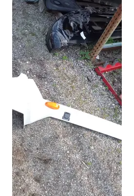 INTERNATIONAL LT625 Sleeper Fairing